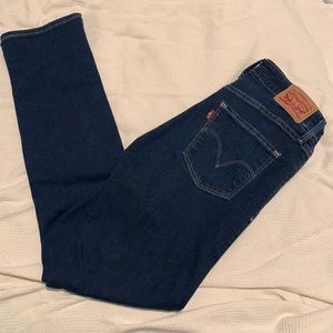 Levi straight leg jeans